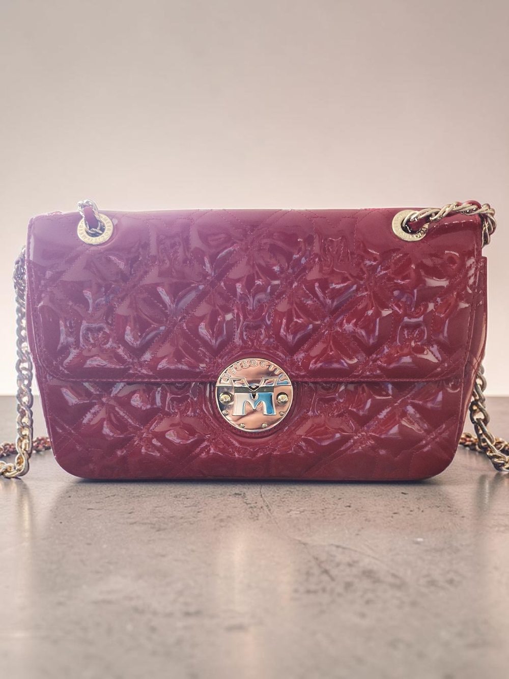 Glossy Patten Leather Quilted Shoulder Bag in Deep Red with Chain Strap